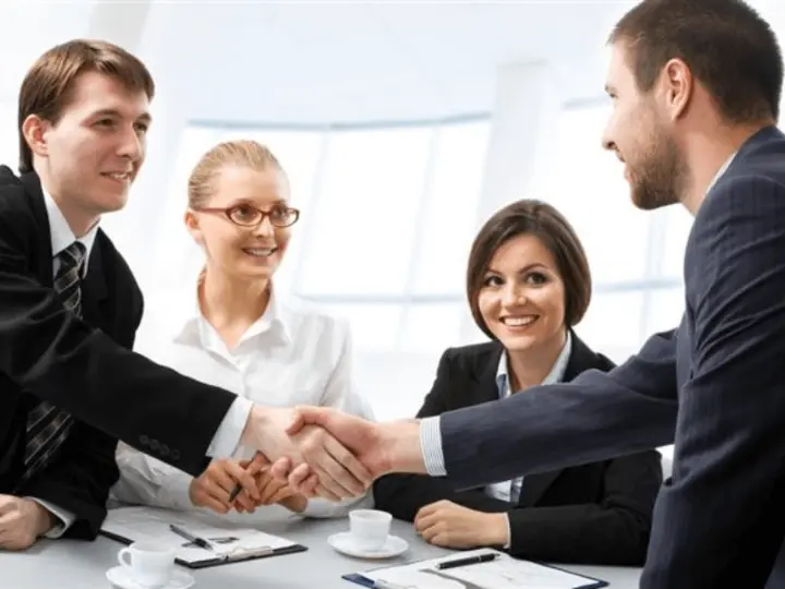 Những điều cần lưu ý trong hợp đồng với nhà đầu tư